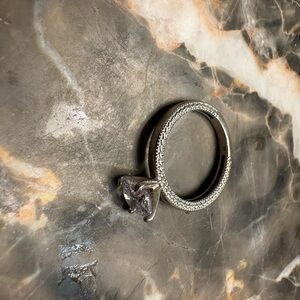 Elegant Silver Ring with Clear Gemstone